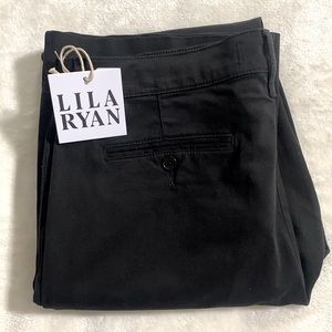 Lila Ryan NWT Jennalyn Bootcut Trousers Size 10 Black So SOFT!!